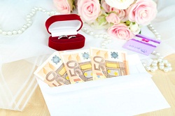 Hochzeitsringe mit Geld