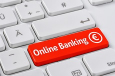 Tastatur mit dem Wort Online-Banking auf der Enter-Taste