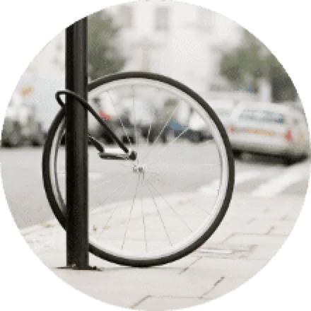 Angeschlossenes Rennrad