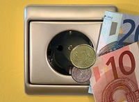Strompreiserhöhung im März und April 2012: Zehn Millionen Haushalte müssen mehr bezahlen.