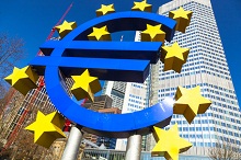 Euro-Zeichen vor dem EZB-Hauptsitz in Frankfurt