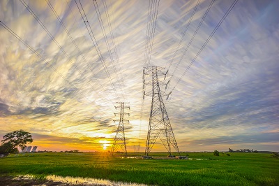 Verlangsamter Netzausbau erhöht die Stromkosten