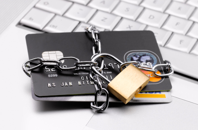 Drei Tipps: So schützen sich Verbraucher vor Kreditkartenbetrug.