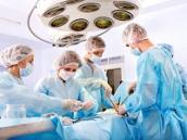 Ärzte bei einer Operation