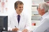 Arzt mit Patient