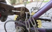 Bolzenschneider durchtrennt Fahrradkette