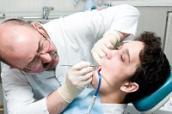 zahnarzt-patient-behandlung