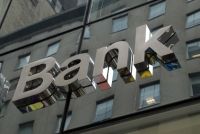 Der Verbraucherschutz hat Maßnahmen getroffen, um die Kreditverbriefung der Banken einzudämmen.