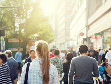 Menschen in Fussgängerzone
