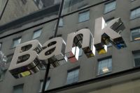 Durch die Verbraucherkreditrichtlinie entstandene Nachteile gleichen Banken durch andere Gebühren aus.