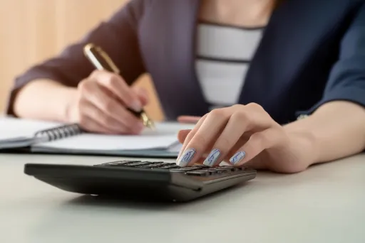 zum Vergleich für Umschuldungen Kostenaufstellung und Taschenrechner zur Berechnung einer Umschuldung