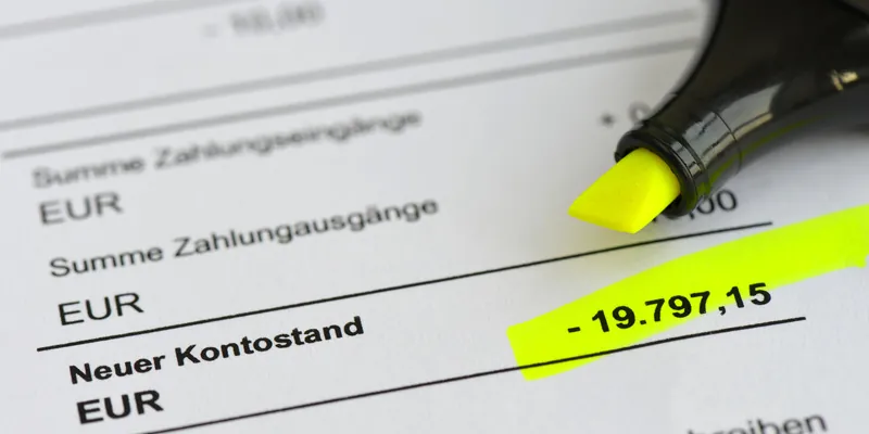 Konto überziehen – Voraussetzungen und Folgen einer Kontoüberziehung Ein negativer Kontoauszug