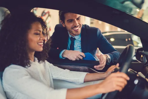 Beratung E-Autokauf bei Händler Beratung E-Autokauf bei Händler