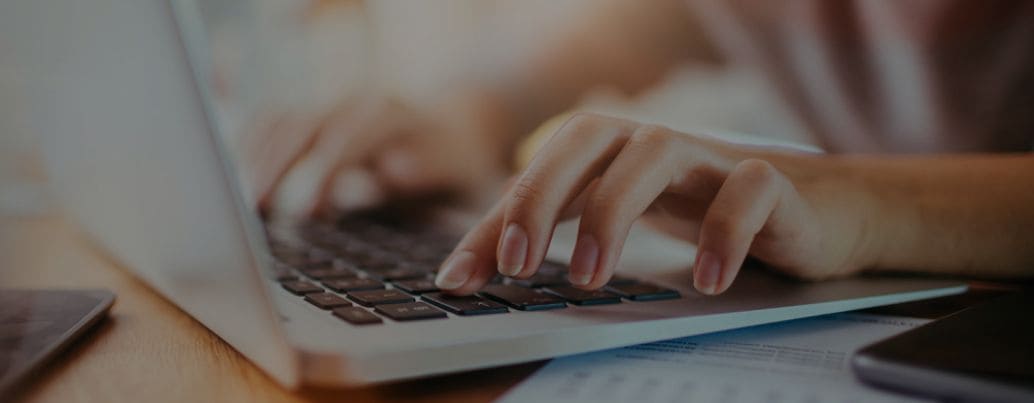 Online Suche nach Möglichkeiten zum sofort Geld leihen Online Suche nach Möglichkeiten zum sofort Geld leihen