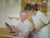 Krankenschwester mit Patient