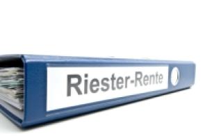 Die Bundesregierung will die Riester-Rente verständlicher und rentabler gestalten.