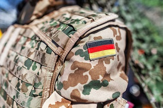 Uniform eines Bundeswehrsoldaten f&uuml;r den W&uuml;steneinsatz