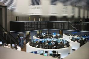 Börse in Frankfurt: Wertpapiere sind im Börsen-Boom bei den Anlegern wieder deutlich beliebter geworden.