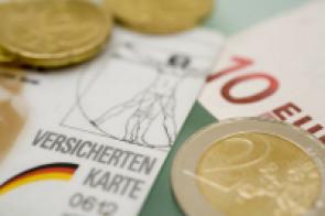Immer mehr Kassenpatienten schließen mit einer privaten Krankenzusatzversicherung die Leistungslücke ihres gesetzlichen Krankenversicherers.
