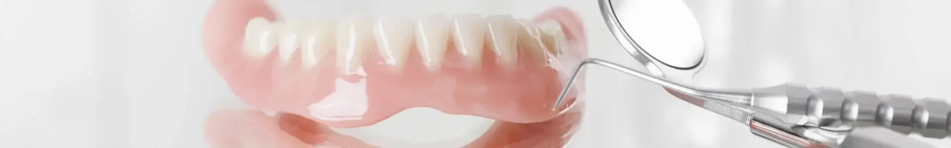 Zahnprothese Banner